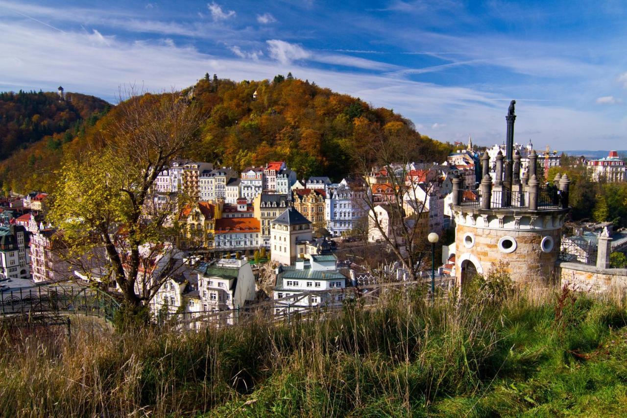 Apartments Menuet Karlovy Vary Exteriér fotografie